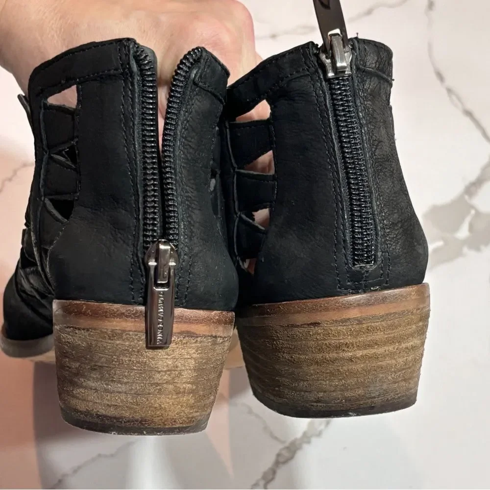 Vince Camuto | Women’s Prestetta Black Leather Ankle Boots Booties Cutout Size 8